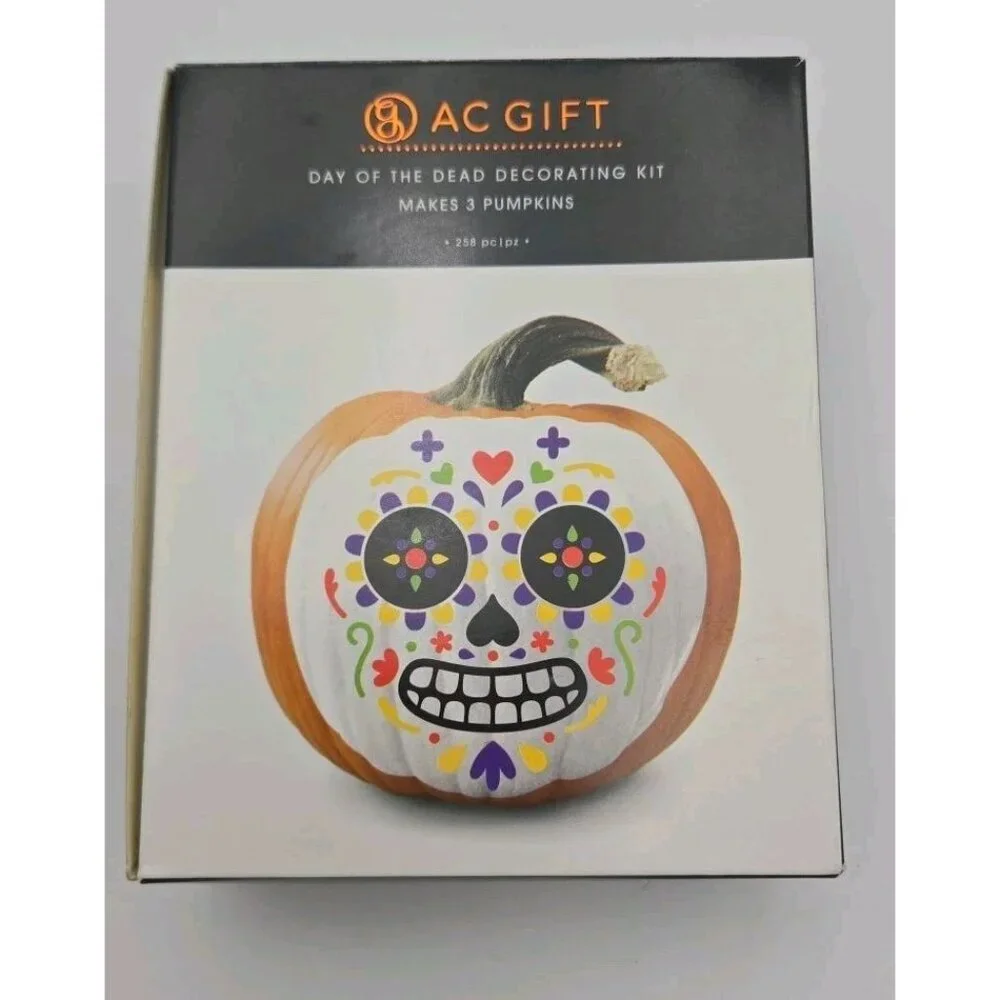 Halloween Party Kit 7 Piece In Total‎ 3 Tombstones 16 Skulls 48 Lights Pumpkin